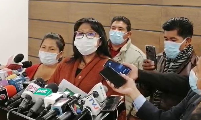 Discriminación contra diputado por declaraciones sobre el acullico