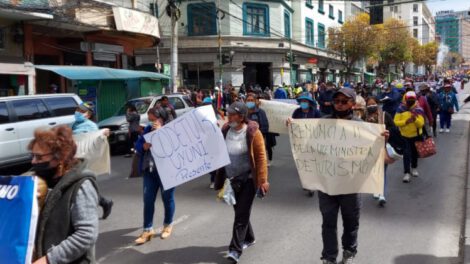 Flexibilización de restricciones a extranjeros en el sector turismo