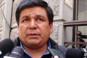Omar Aguilar renuncia Senado 2019