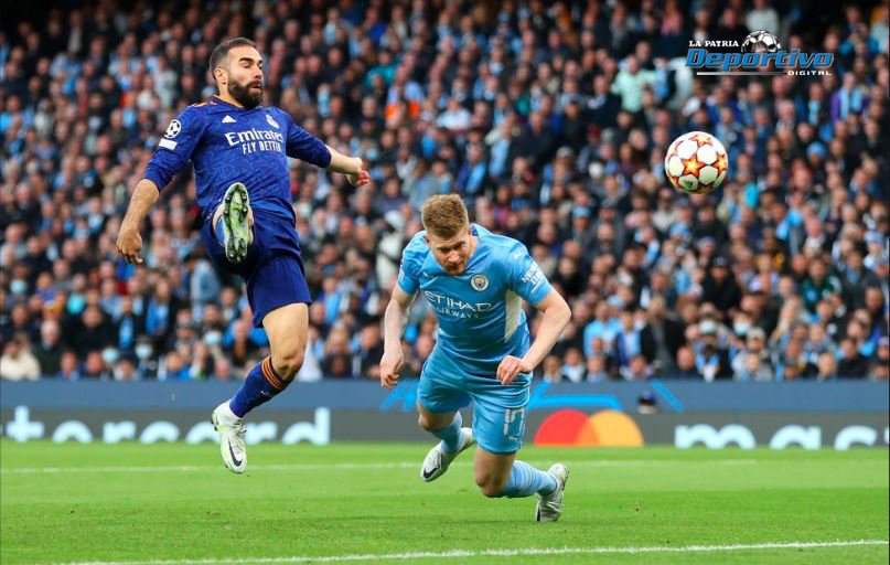 Kevin De Bruyne de cabeza antes de los dos minutos de juego abrió el marcador
