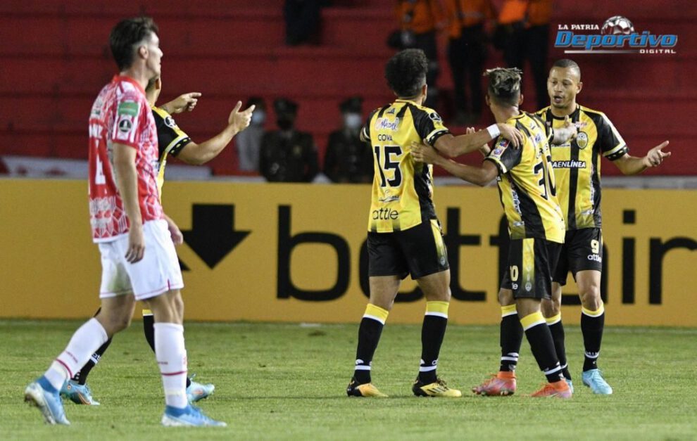 Independiente derrotado en casa por el venezolano Deportivo Táchira en Copa Libertadores