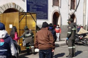 Investigación a policías por extorsión en el penal de San Pedro