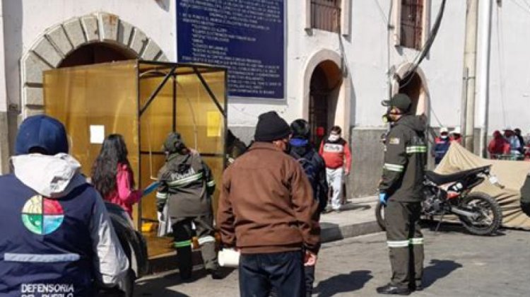 Investigación a policías por extorsión en el penal de San Pedro