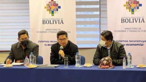 Incremento salarial en el sector salud y educación