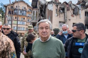 ONU en Ucrania: António Guterres visita Irpin