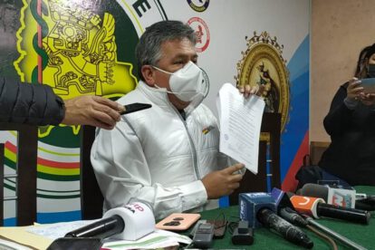 Diálogo con Salud y medidas de presión de médicos