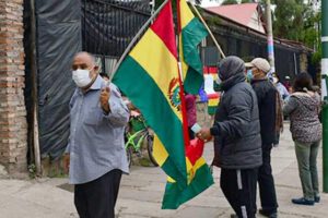 Protesta Conade Cochabamba en la Gobernación
