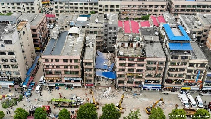Derrumbe de edificio en China