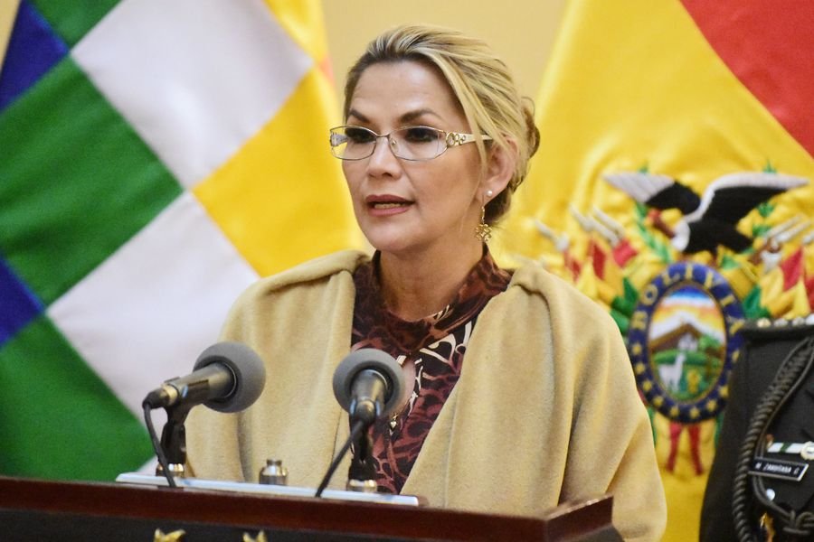 Jeanine Áñez en mejor salud después de descompensaciones