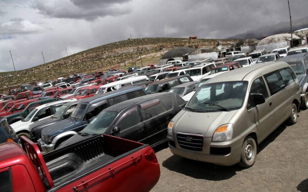 Tráfico de autos robados en Bolivia