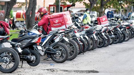 Deliveries y teletrabajo en Bolivia