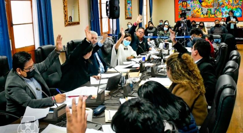 Defensor del Pueblo en crisis según Conade