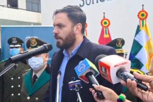 Intervención a Diprove Santa Cruz por el ministro Eduardo del Castillo