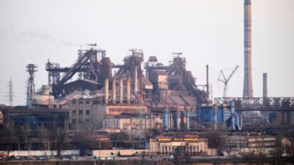 Refugiados ucranianos en Azovstal