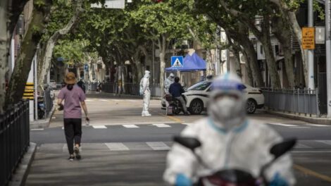 Anciano vivo en morgue en Shanghái