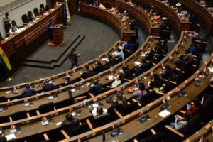 Defensor del Pueblo elegido por la Asamblea Legislativa