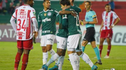 Palmeiras humilla a Independiente en el estadio Patria de Sucre
