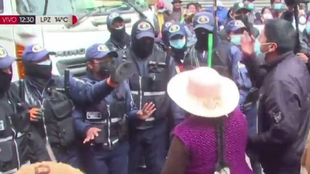 Gremiales de El Alto piden reunión con la alcaldesa Eva Copa