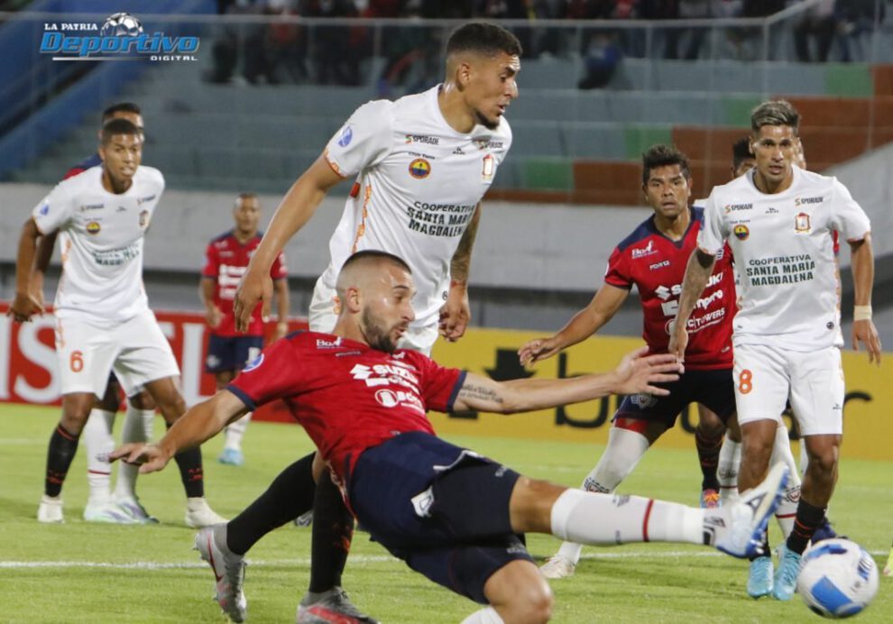 Copa Sudamericana entre Wilstermann y Ayacucho FC