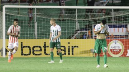 Oriente Petrolero se hunde tras perder con Unión Santa Fe