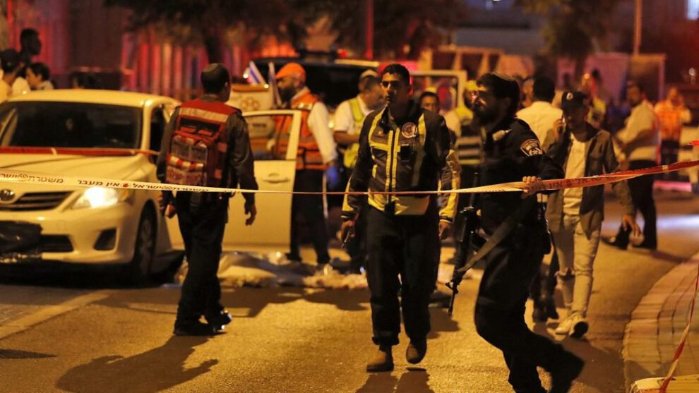 Atentado en Israel deja tres muertos al término de la jornada festiva