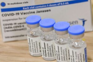 Vacuna del Covid-19 de Janssen y su riesgo de trombosis