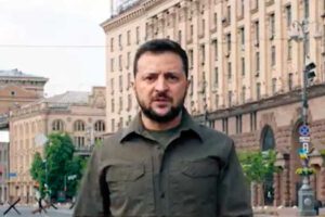 Zelensky compara a Putin con Hitler en el Día de la Victoria