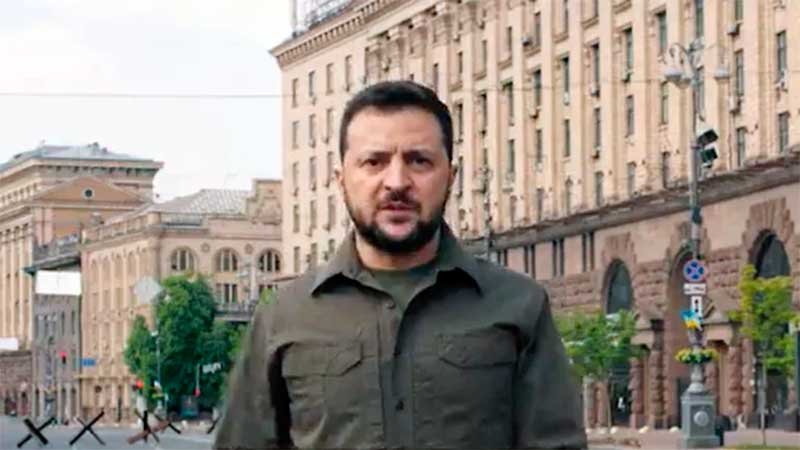 Zelensky compara a Putin con Hitler en el Día de la Victoria