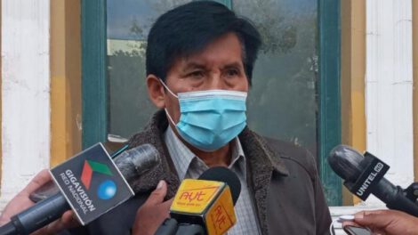 Senador Ajpi pide a la oposición actuar con madurez en la elección de Defensor del Pueblo