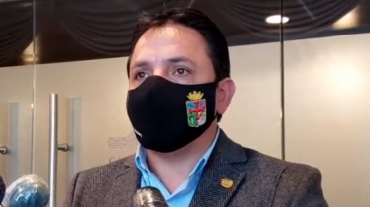 Policía Boliviana comparada con el FBI por Henry Montero