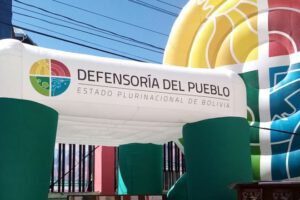 Defensor del Pueblo propuesto por Albarracín