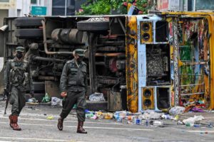 Toque de queda en Sri Lanka tras la muerte de cinco personas en protestas