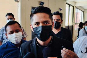 Gasto insulso al Estado en la universidad según Andrónico Rodríguez