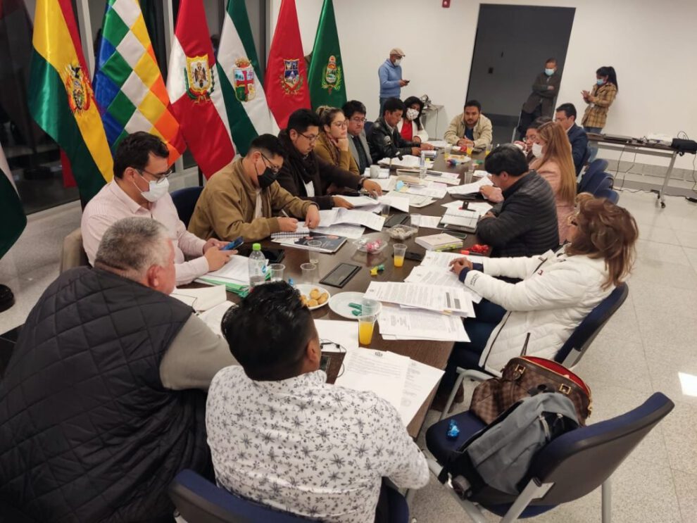 Nuevo Contralor del Estado aprobado por la Comisión Mixta