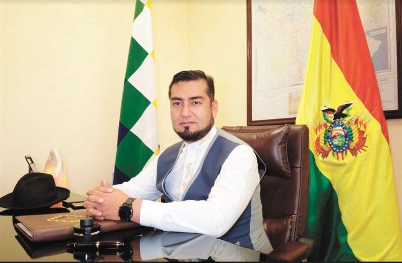 Viceministro Freddy Bobaryn destaca figura de Choquehuanca