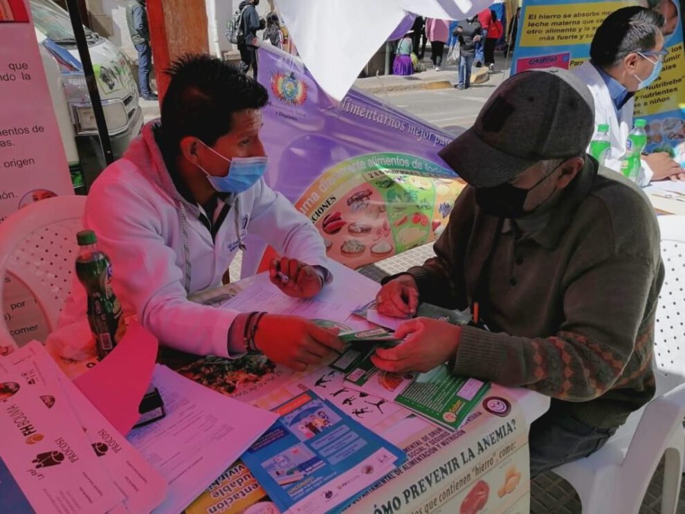 Feria de salud por el Día Mundial de la Hipertensión Arterial