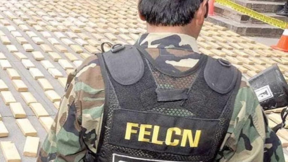 Felcn aparta a policías que reprobaron prueba del polígrafo
