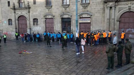 Trabajo comunitario por infractores en espacios públicos