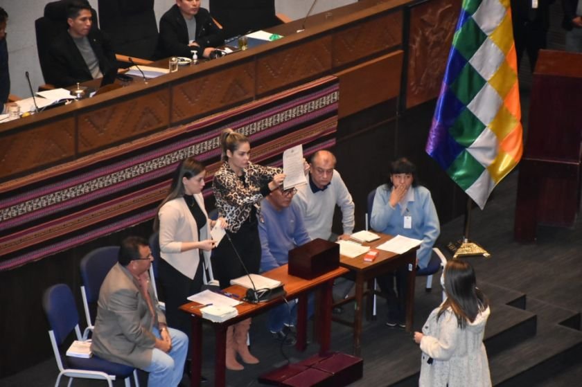 Defensor Del Pueblo en la elección del 6 de mayo