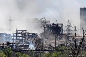 Tregua para evacuar ucranianos heridos en Azovstal, Mariúpol