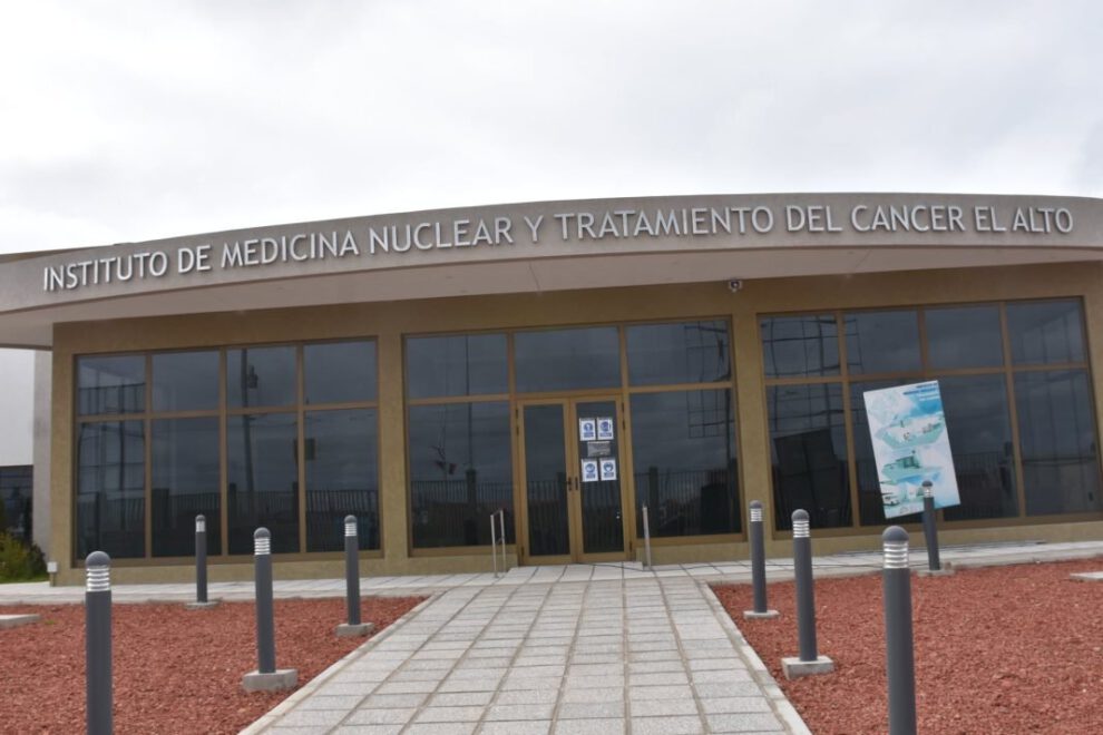 Centro de Medicina Nuclear en El Alto atendió a 1.280 pacientes con cáncer