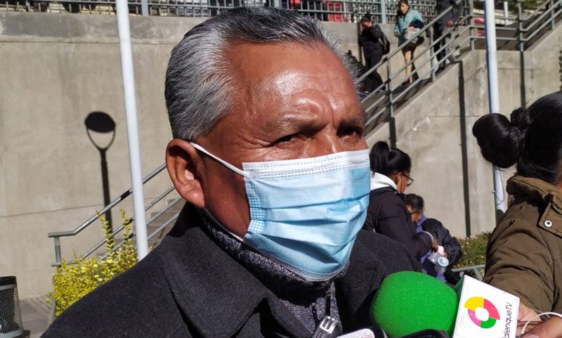 Desafiliación de la CNS por maestros rurales liderados por Andrés Huayta