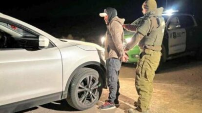 Bolivianos detenidos en Chile por llevar un auto robado