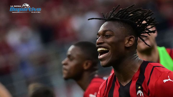 Rafael Leao el futbolista de moda en Italia