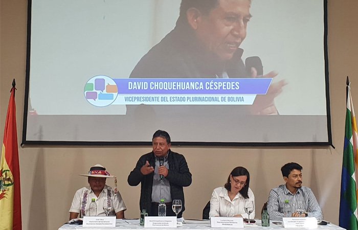 Choquehuanca exhorta a jóvenes a actuar en el presente