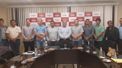 Renovación de directorio Anapo en acto democrático