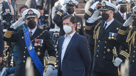 Gabriel Boric pide a Armada chilena máximos esfuerzos para buscar encuentro entre ciudadanos