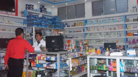 Falsificación de medicamentos a bajo costo en Bolivia