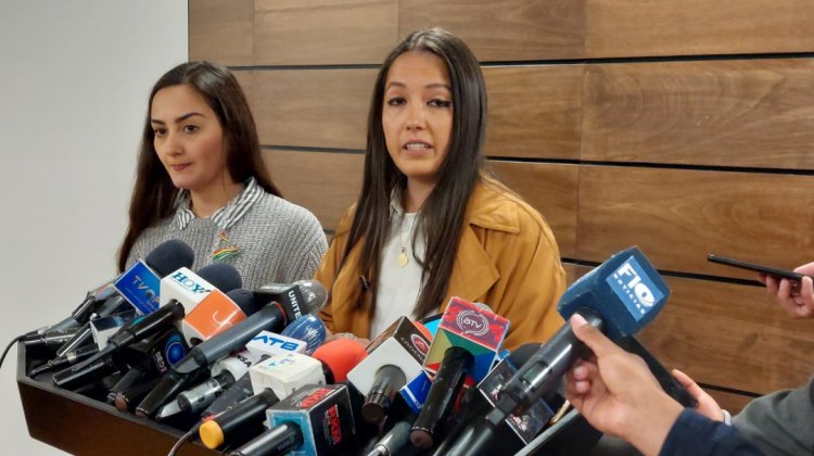 Defensoría del Pueblo exige retractación a Luciana Campero