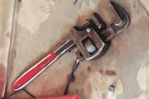 Asesinato brutal en La Paz con llave Stillson